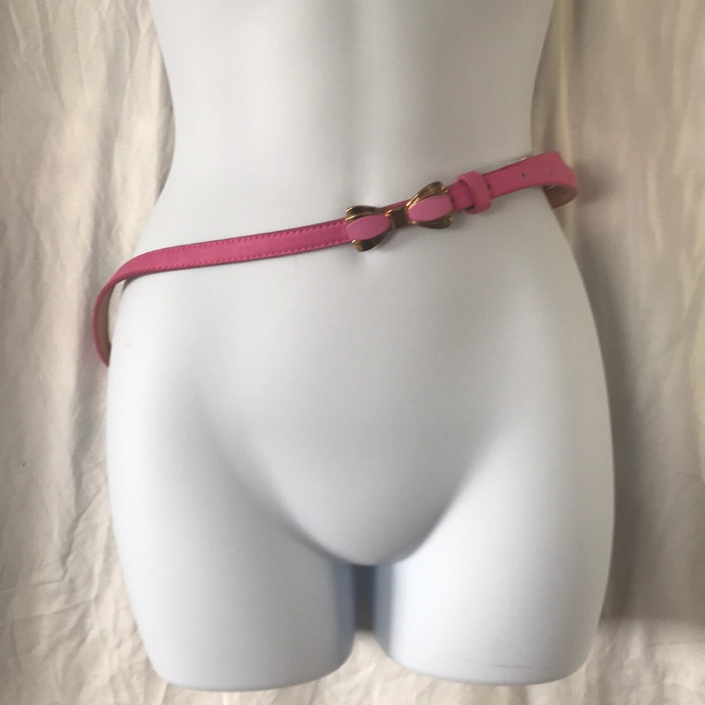 Simple bow belt